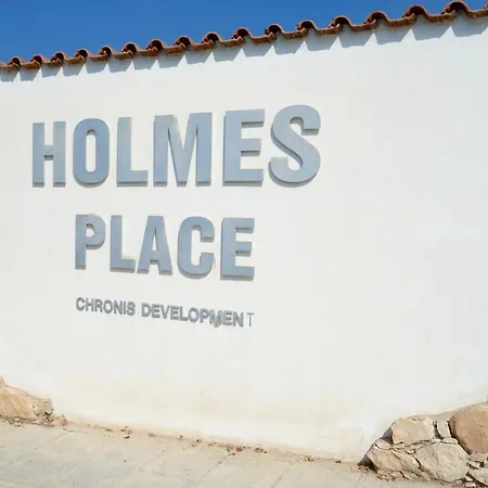 Holmes Place Luxury Seaview Apartman
