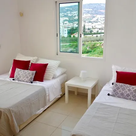 Holmes Place Luxury Seaview Apartament Peyia