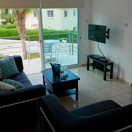 Holmes Place Luxury Seaview 公寓 佩亚